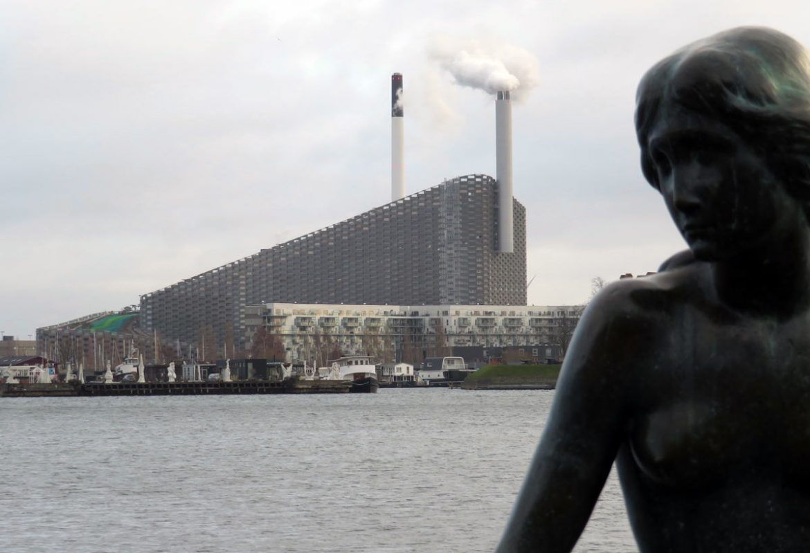 Copenhill auf der Müllverbrennungsanlage in Amager ist neue Attraktion für Familien mit Kindern, Skiläufer und Outdoor-Fans in Kopenhagen.